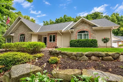260  Glacial Dr, Slinger, WI 53086 - Photo 3