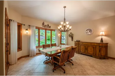 260  Glacial Dr, Slinger, WI 53086 - Photo 13