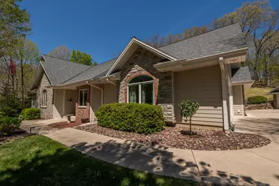260  Glacial Dr, Slinger, WI 53086 - Photo 33