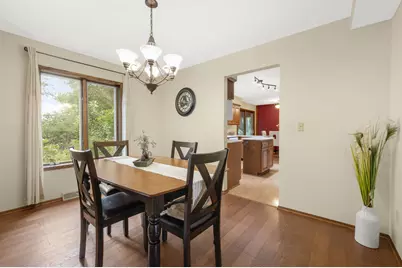 2515 W Wending Dr, Glendale, WI 53209 - Photo 7