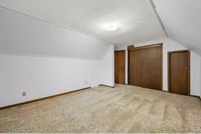 2515 W Wending Dr, Glendale, WI 53209 - Photo 19