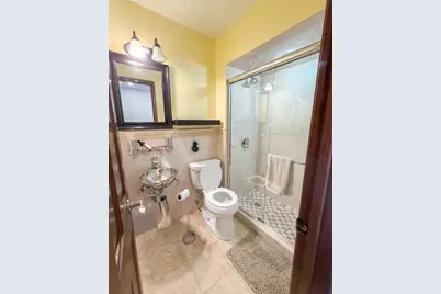 7251  Hyacinth Ct, Greendale, WI 53129 - Photo 11