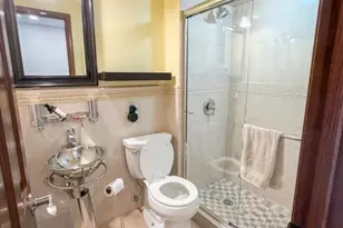 7251 Hyacinth Ct, Greendale, WI 53129 - Photo 11