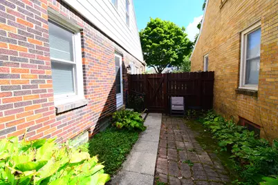 3015 N 85th St, Milwaukee, WI 53222 - Photo 25