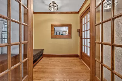 7039 W Stuth Pl, West Allis, WI 53219 - Photo 3