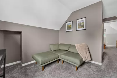 7039 W Stuth Pl, West Allis, WI 53219 - Photo 15