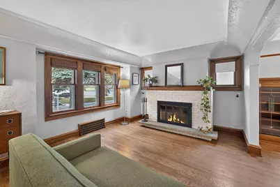7039 W Stuth Pl, West Allis, WI 53219 - Photo 5