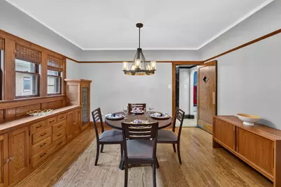 7039 W Stuth Pl, West Allis, WI 53219 - Photo 7