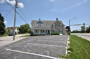 2088 Washington Ave, Cedarburg, WI 53012 - Photo 1