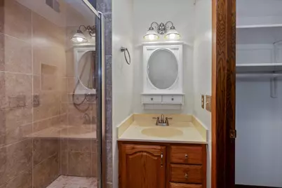 10345 W Whitnall Edge Dr #201, Franklin, WI 53132 - Photo 9