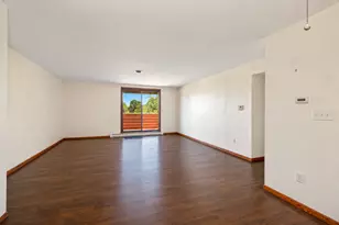10345 W Whitnall Edge Dr, Franklin, WI 53132 - Photo 3