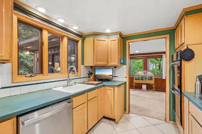 2917  Waunona Way, Madison, WI 53713 - Photo 15