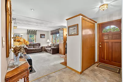 8548 N 68th St, Brown Deer, WI 53223 - Photo 7