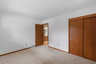 4973 S 19th St, Milwaukee, WI 53221 - Photo 15