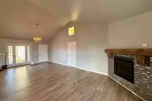 417 E 1st St, Waldo, WI 53093 - Photo 15
