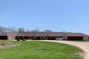 417 E 1st St, Waldo, WI 53093 - Photo 1