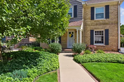 2520  Lefeber Ave, Wauwatosa, WI 53213 - Photo 17