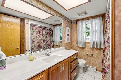 983  Chesterton Ct, Oconomowoc, WI 53066 - Photo 17