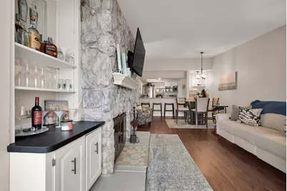 N85W15700  Ridge Rd #304, Menomonee Falls, WI 53051 - Photo 3