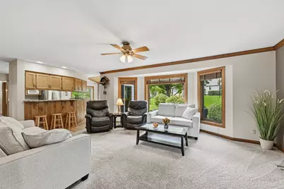 945  Gray Fox Dr, Brookfield, WI 53045 - Photo 11