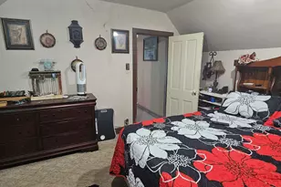 616 S 18th St, Manitowoc, WI 54220 - Photo 9