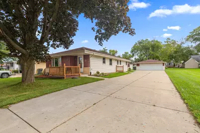3140 S 107th St, West Allis, WI 53227 - Photo 25