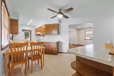 3140 S 107th St, West Allis, WI 53227 - Photo 13