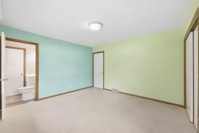 6226 W Ester Pl, Brown Deer, WI 53223 - Photo 21