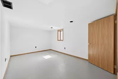 6226 W Ester Pl, Brown Deer, WI 53223 - Photo 27