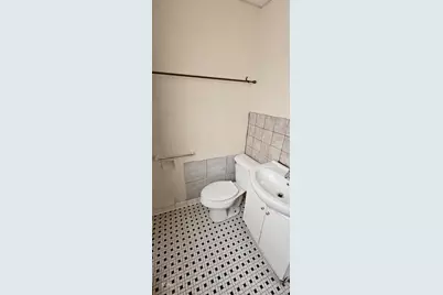 1117 S 8th St, Manitowoc, WI 54220 - Photo 21