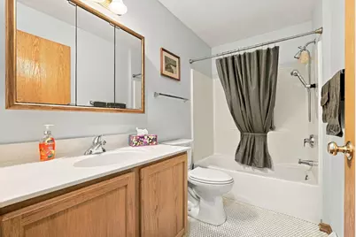 609  Park Dr, Racine, WI 53185 - Photo 17