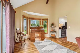 N103W17395 Whitetail Run, Germantown, WI 53022 - Photo 5