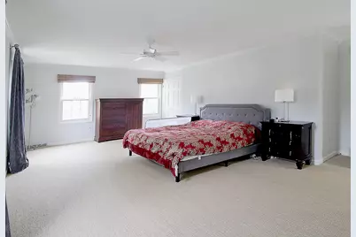 10205 N Kenilworth Cir, Mequon, WI 53092 - Photo 17