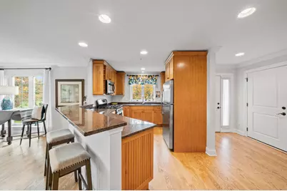 933  Scotland Dr #9-64, Geneva, WI 53147 - Photo 5