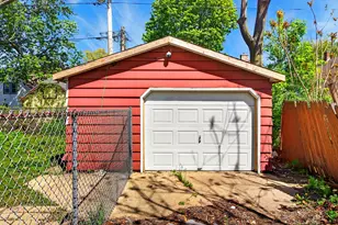 1611 N Wisconsin St, Racine, WI 53402 - Photo 25