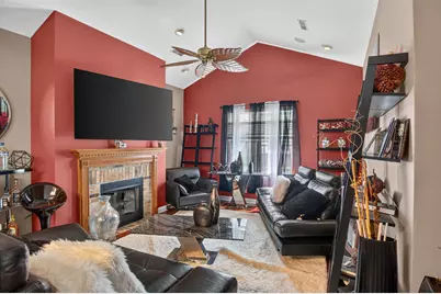 1052  Stratford Ct #201, Racine, WI 53406 - Photo 11
