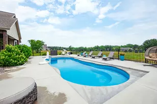 4268 S Woodcrest Ridge Dr, West Bend, WI 53095 - Photo 47