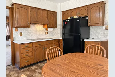 7517  27th Ave, Kenosha, WI 53143 - Photo 9