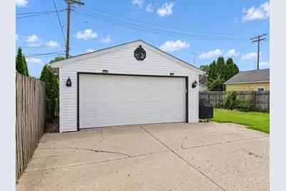 7517  27th Ave, Kenosha, WI 53143 - Photo 7