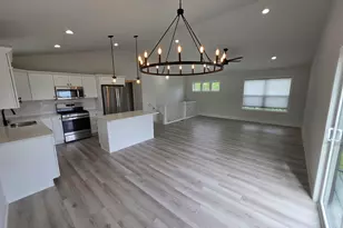 N3392 Narcissus Rd, Geneva, WI 53147 - Photo 3