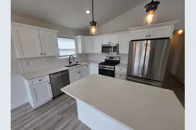 N3392  Narcissus Rd, Geneva, WI 53147 - Photo 5