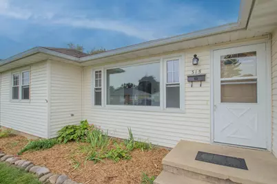 315  Edison St, Waterloo, WI 53594 - Photo 9