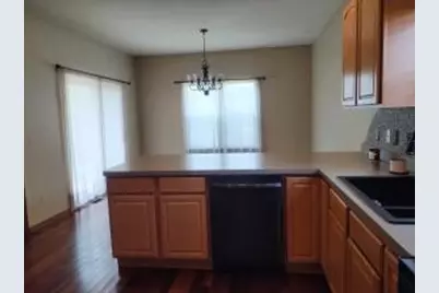 2024  Grove Ave, Racine, WI 53405 - Photo 13