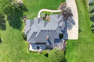 261 Steeple Pointe Cir, Delafield, WI 53018 - Photo 61
