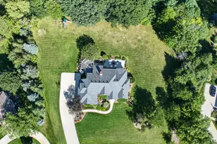 261 Steeple Pointe Cir, Delafield, WI 53018 - Photo 63