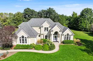 261 Steeple Pointe Cir, Delafield, WI 53018 - Photo 1