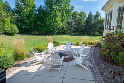 261  Steeple Pointe Cir, Delafield, WI 53018 - Photo 23