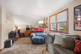3876 E Morris Ave, Cudahy, WI 53110 - Photo 9