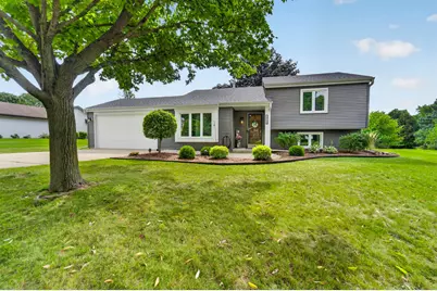 1248  Timber Rdg, Pewaukee, WI 53072 - Photo 23