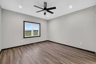 302 London Ln, Rockland, WI 54653 - Photo 15